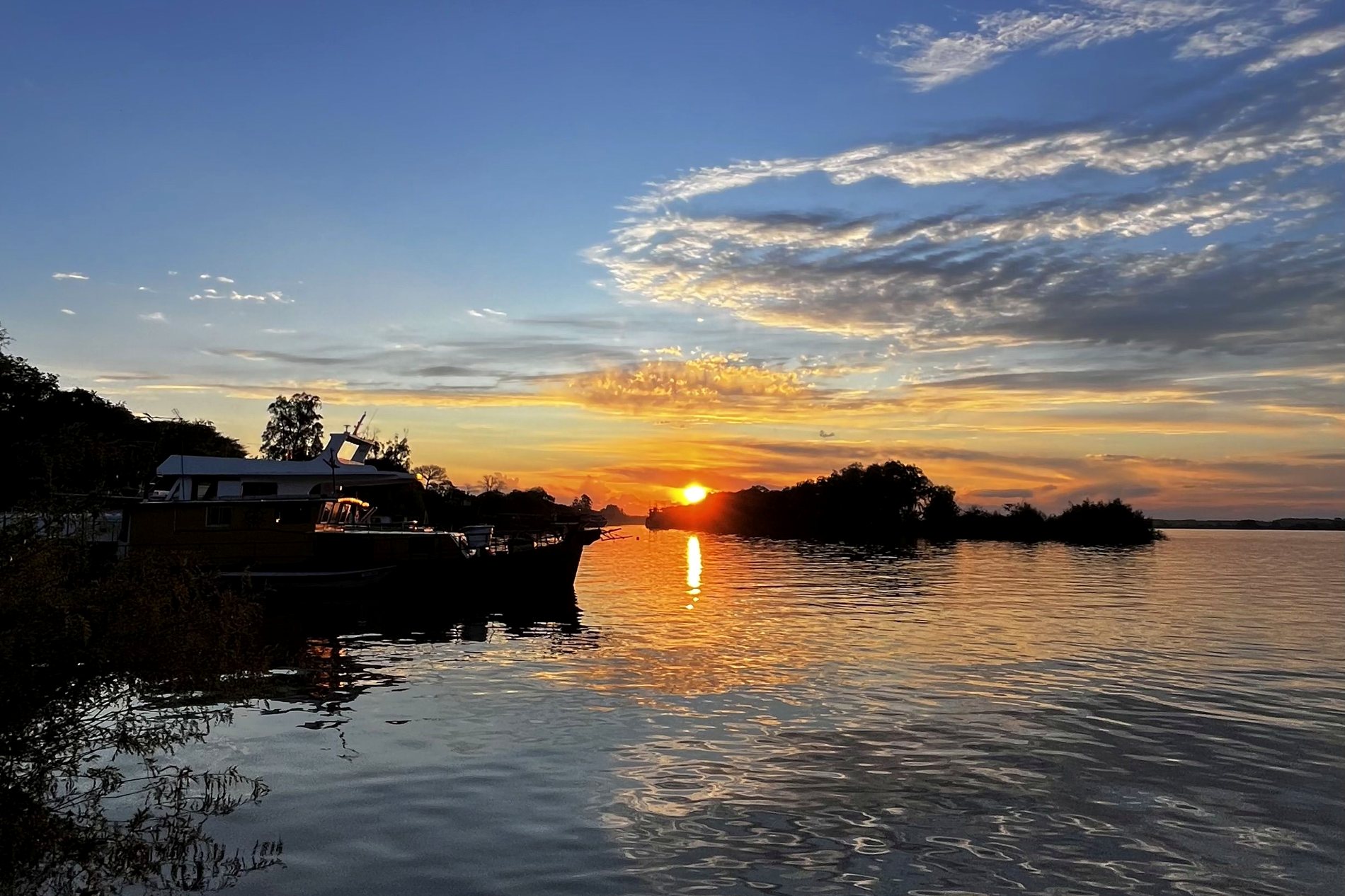 Lago Corumbá IV